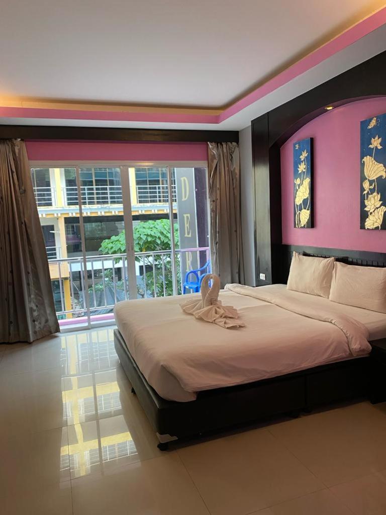 Lavender Patong Hotel מראה חיצוני תמונה