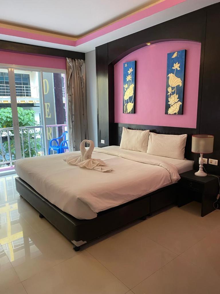 Lavender Patong Hotel מראה חיצוני תמונה