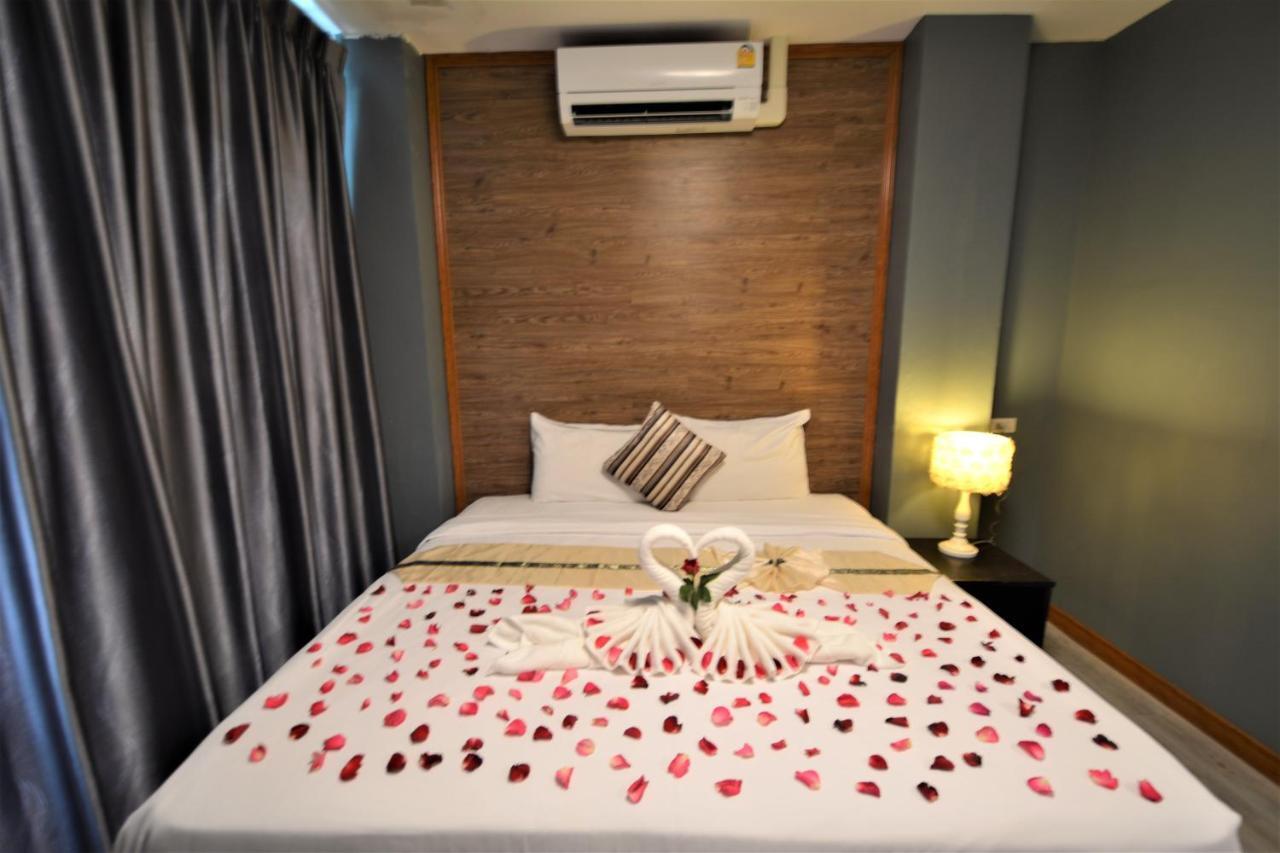 Lavender Patong Hotel מראה חיצוני תמונה